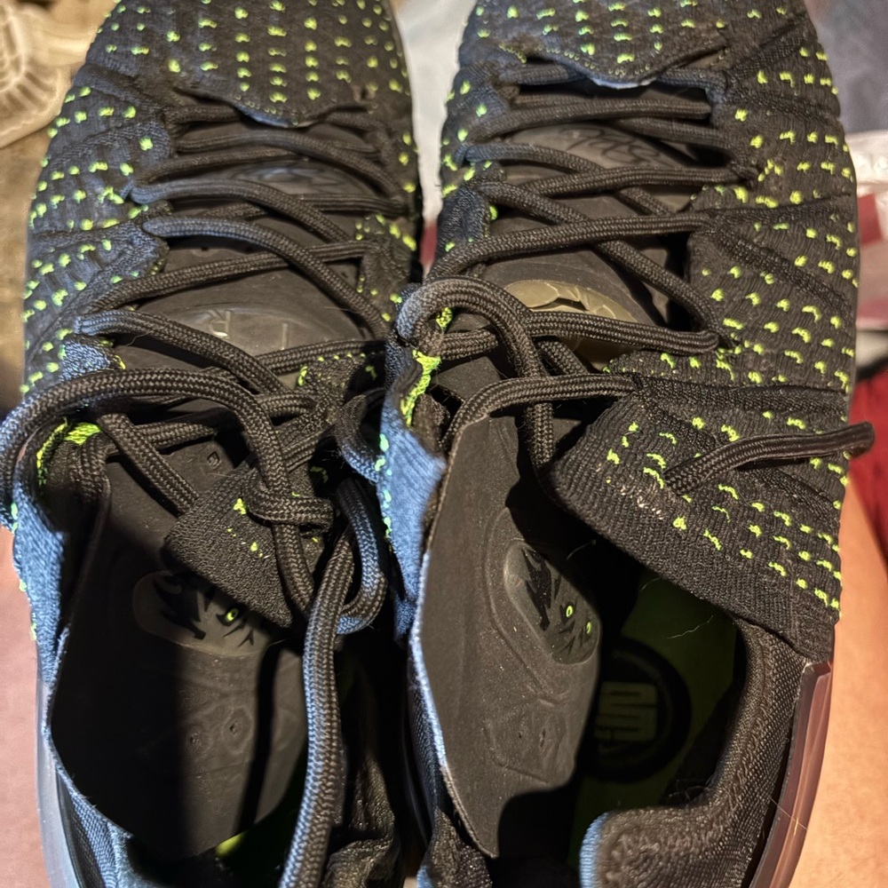 Nike LeBron’s with Reflective Design Used